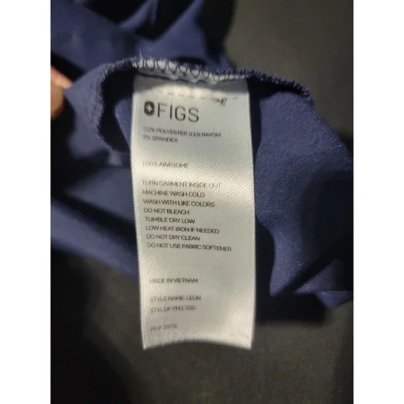 FIGS Technical Collection Leon Scrub Top Medium Blue Chest Pocket FM1500 - Picture 6 of 9